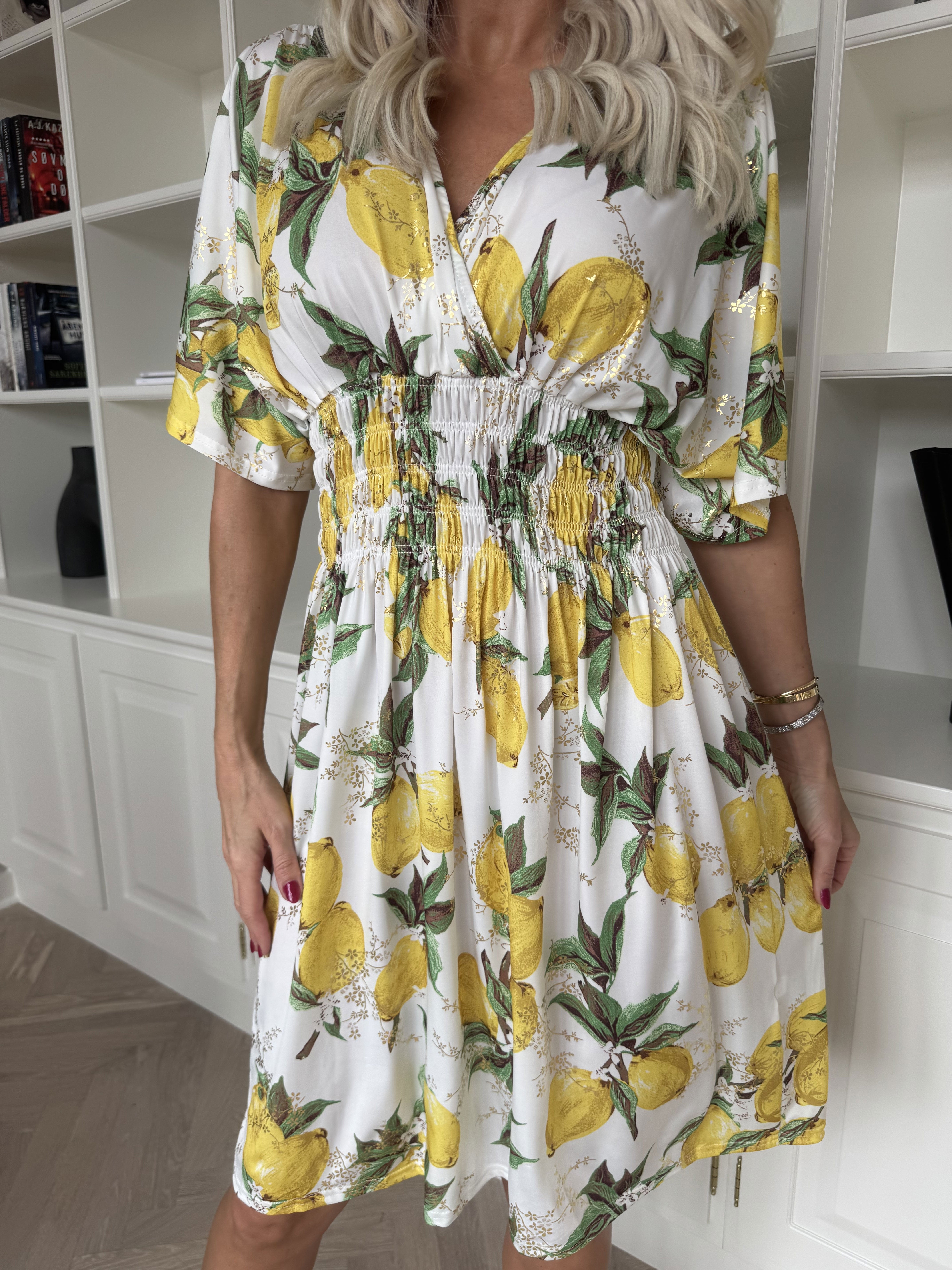 Pams Lemon Short - Elastisk kjole med citroner og guld detaljer